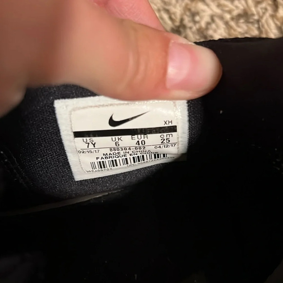 COPY - Nike PG 1 Women’s Size 8 Running Black/Blue Basketball Shoes - Picture 8 of 11